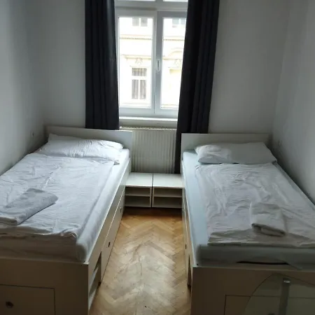 Speedyrooms *