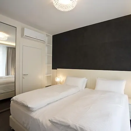 Apartment The Square