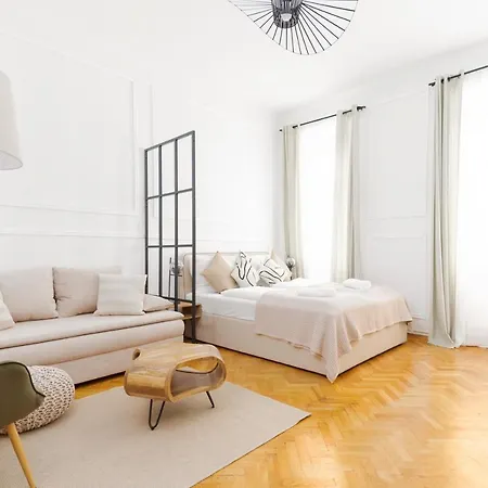 Designer Near Schoenbrunn Apartment Vienna