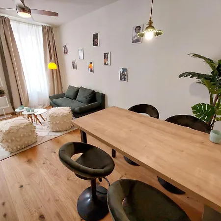 Maria Hilf 1-2 Double By Interhome * Vienna