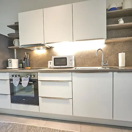 Trendy 3 Zentral Gelegen Apartment