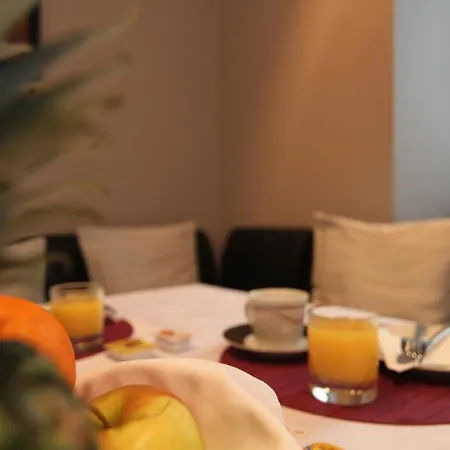 De Lux 3* Vienna