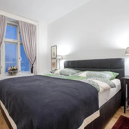 Schottenring Apartment