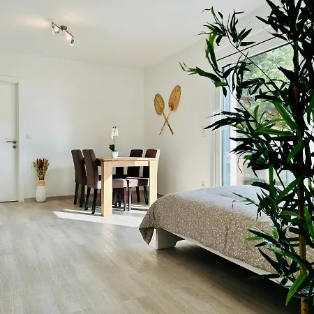 Apartment Modern - Free Parking - Balcony *