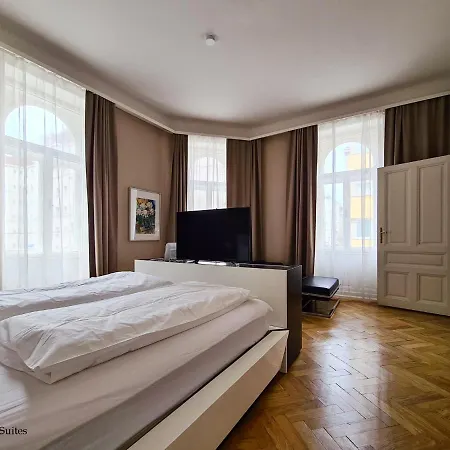 Cervantes 10 Apartment