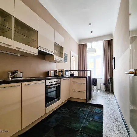 Cervantes 10 Apartment *