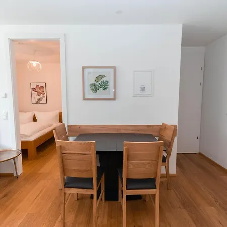 Modern With Big Balcony Near City Center Apartment