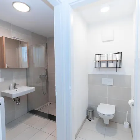 Apartment Modern With Big Balcony Near City Center Vienna
