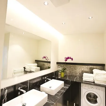 The Square Apartment Vienna