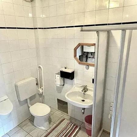 & Monteurzimmer Вена