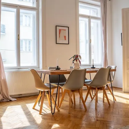 Premium In Beliebter Lage I Levestate Vienna