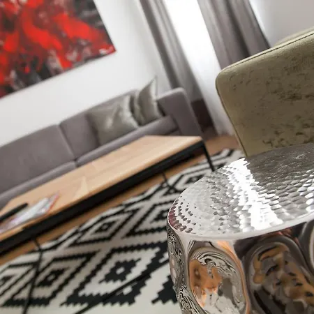 City Vca Og Apartment *
