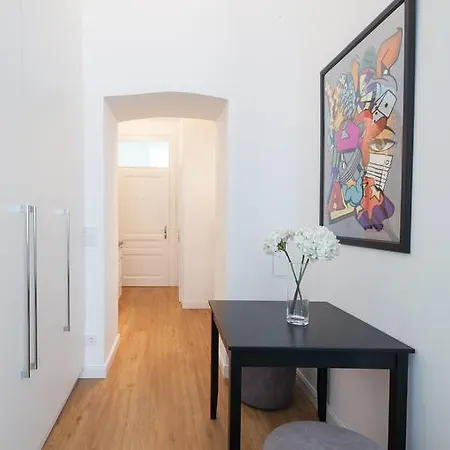 City Vca Og Apartment *