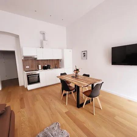 Apartment Novara Vienna