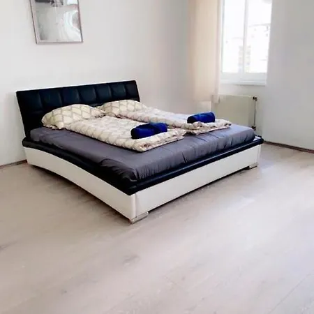 Premier Quad Wh Vienna