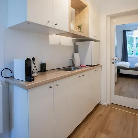 Urban House Apartment *