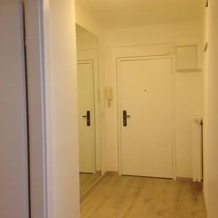 Apartment Apartment Opera *