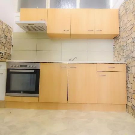 Ss Family 3 Bedroom In Praterstern Area Dw8 Apartment *