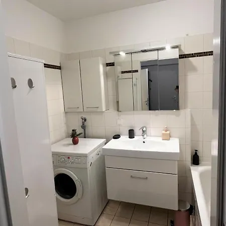 Apartment Elena Inklusive Garagenplatz Vienna