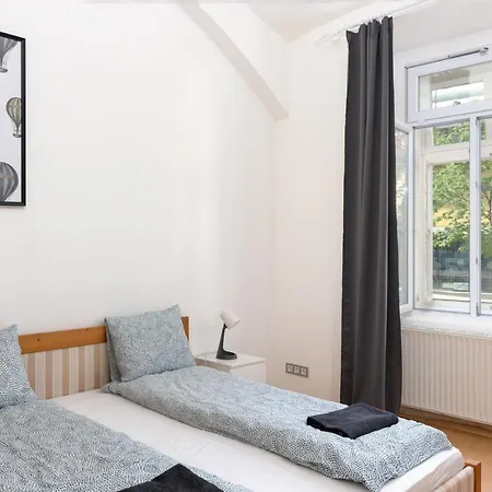 Spacious Apt In Perfect Location For Family Apartment Vienna