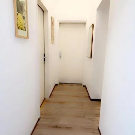 Premier Quad Wh Apartment Vienna