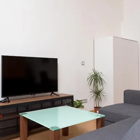 Apartment Spacious Apt In Perfect Location For Family 24h Check-in *