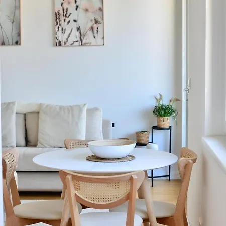 Modern & Stylish Close To Centre Vienna