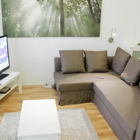 Hotspot Apartment *