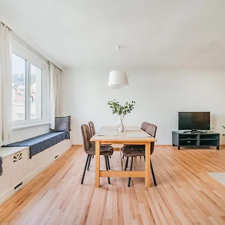 דירה Feelhome-karmeliterviertel-6 Gaeste-wifi-smart Tv