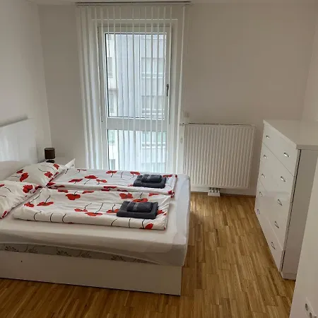 Hauptbahnhof Ferienwohnung Am Park Apartment