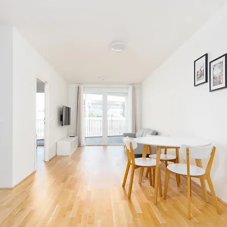 Apartment Contactless Self-check-in - 1br Apartment, Near Airport,15 Min To Center