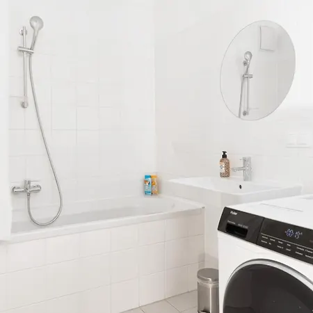 Apartment Contactless Self-check-in - 1br Apartment, Near Airport,15 Min To Center *