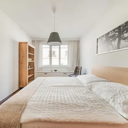 Feelhome-karmeliterviertel-6 Gaeste-wifi-smart Tv * וינה