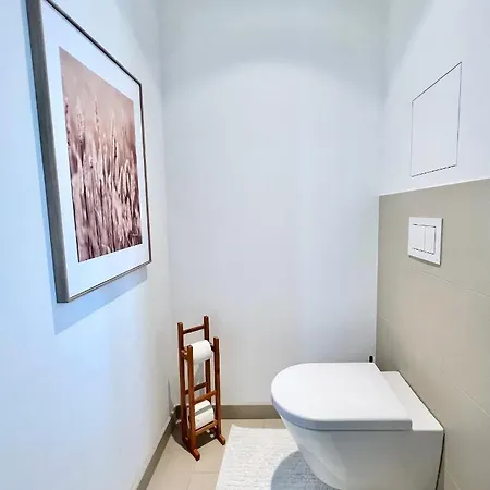 Modern & Stylish Close To Centre Vienna
