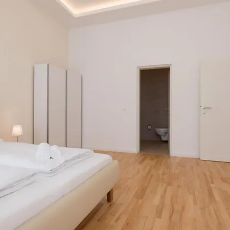 Relax 1120 * Vienna