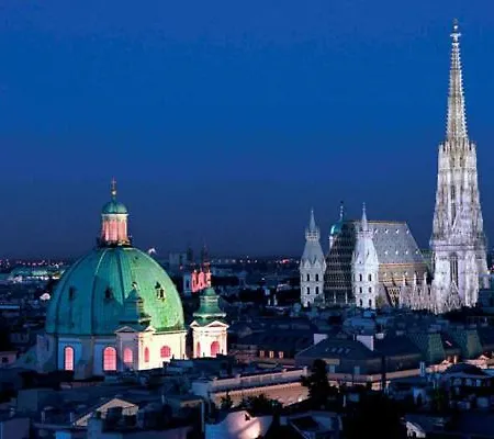 Stylish Loft Center Vienna