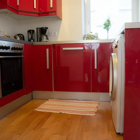 Apartment Bright - Colorful - Near Centrum - Restify 6&7 *