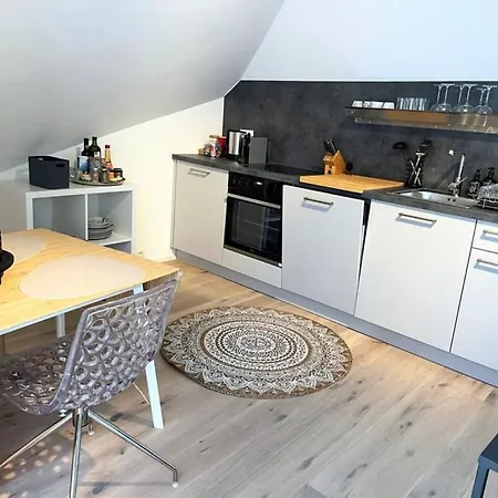 Summer Dream - Air Conditioned Balcony Flat On 2 Floors Apartment *