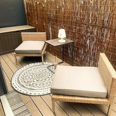 Apartment Summer Dream - Air Conditioned Balcony Flat On 2 Floors *