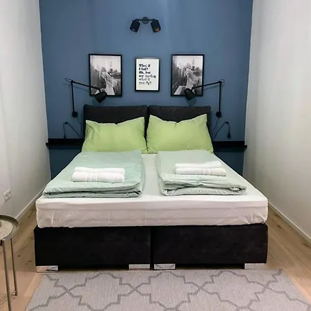 Summer Dream - Air Conditioned Balcony Flat On 2 Floors *