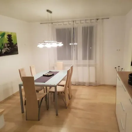 Apartment Esslinger Hauptstr Spacious With Loggia Vienna