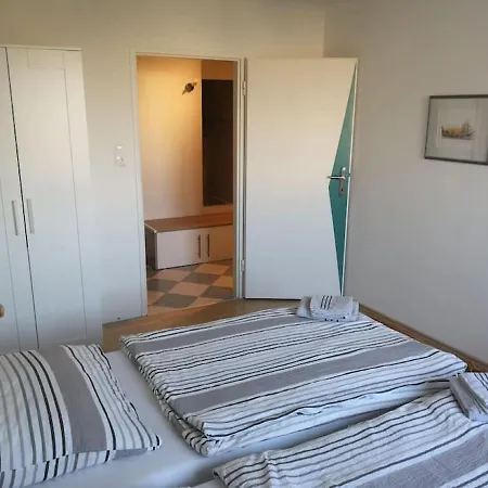 Apartment Esslinger Hauptstr Spacious With Loggia