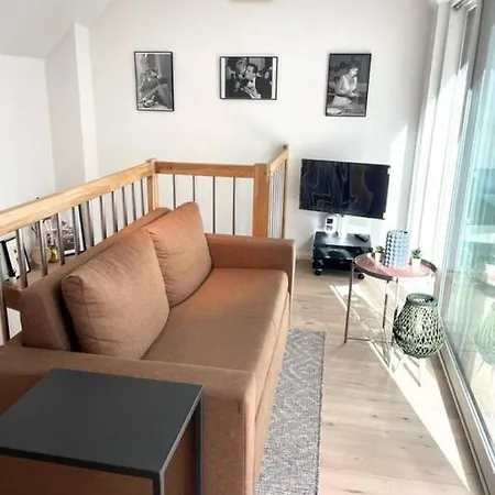 Apartment Summer Dream - Air Conditioned Balcony Flat On 2 Floors *