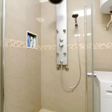 Engerth Moderne Mit Ruhiger Lage Und Balkon Apartment *