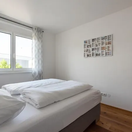 Gruene Ruhelage, 20 Minuten Ins Zentrum Und Parkgarage Vienna