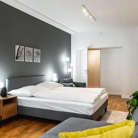 Stylish Next To Schwedenplatz Apartment *