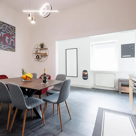 New Shalalaliving Spacious For Family & Friends *