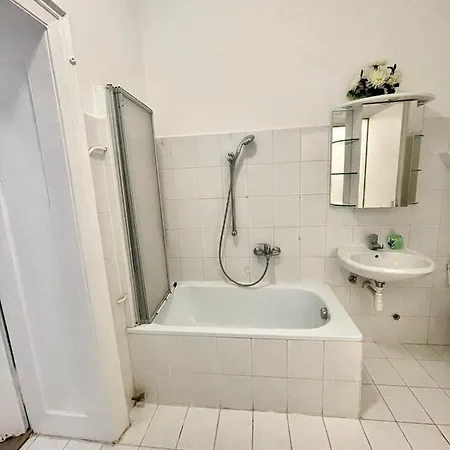 Premier Triple Mz * Vídeň
