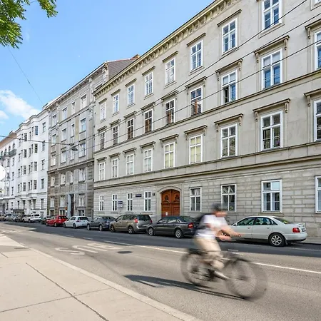 Spacious Apt In Perfect Location For Family * Vienna
