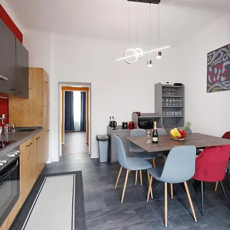 Apartment New Shalalaliving Spacious For Family & Friends *